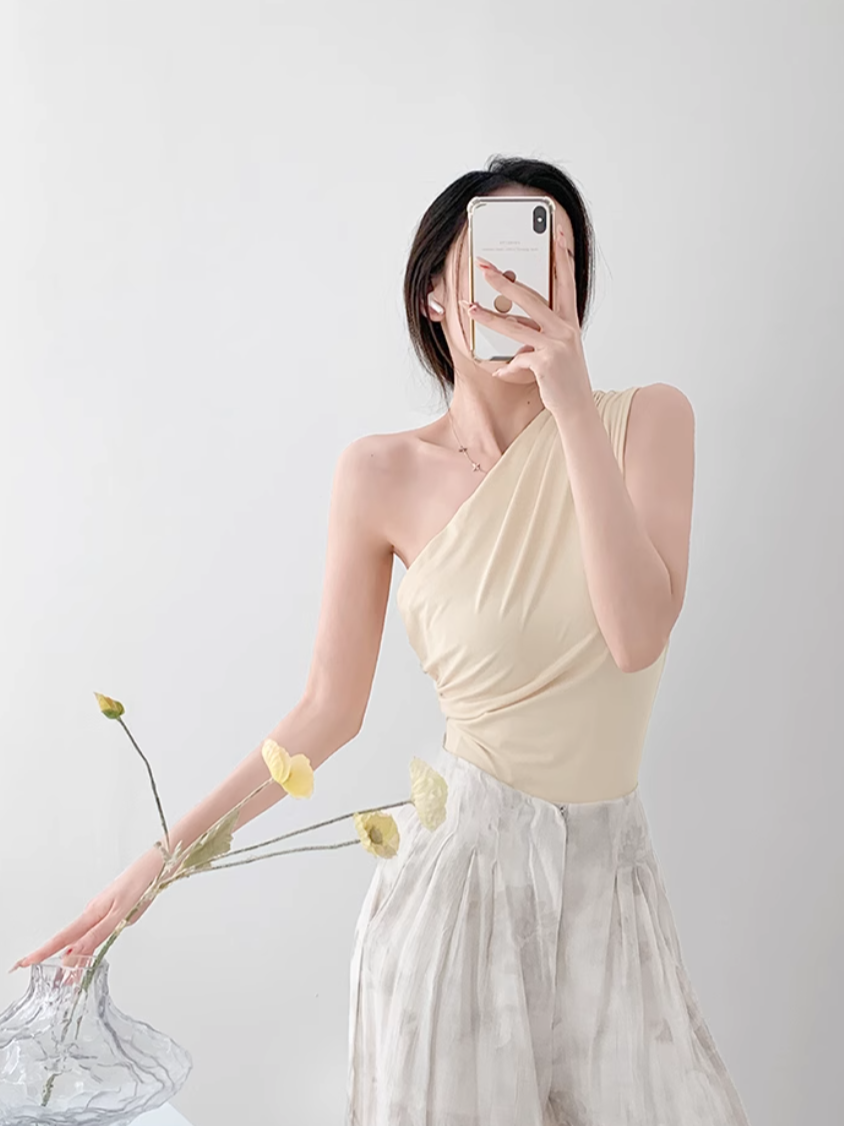 "Sculpted Edge" One-Shoulder Ruched Bodysuit – Sexy Slim-Fit Summer Staple