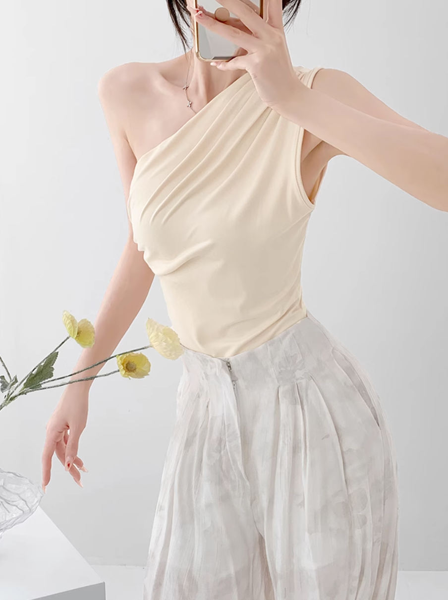 "Sculpted Edge" One-Shoulder Ruched Bodysuit – Sexy Slim-Fit Summer Staple